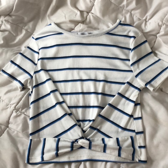 Blue and white striped crop top - Picture 1 of 2
